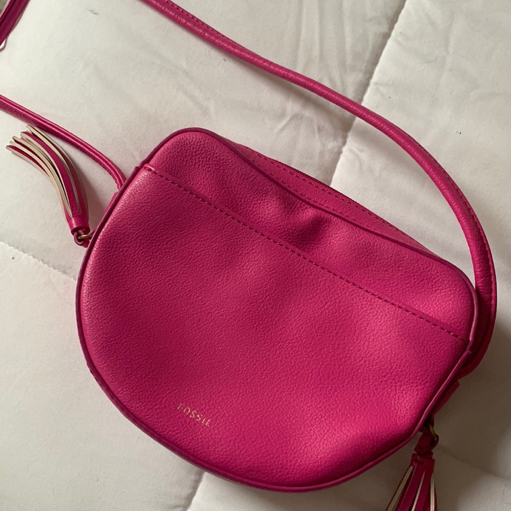 Hot pink fossil crossbody purse